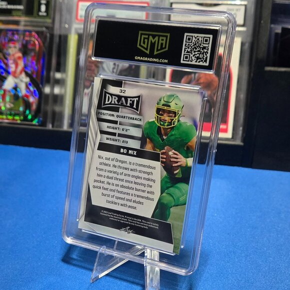 2023 Leaf Draft #32 Bo Nix (RC) (GMA 10) - Picture 2 of 2